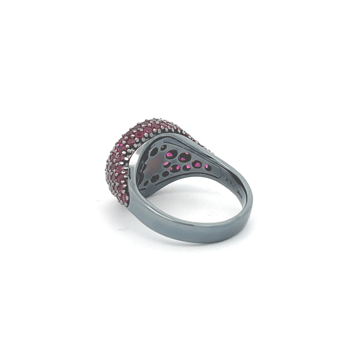 Back view of black rhodium plated pavé pinky ring with red zirconias — GRACE RED BLACK RHODIUM by Giadan for Le.Paul Jewelgarden