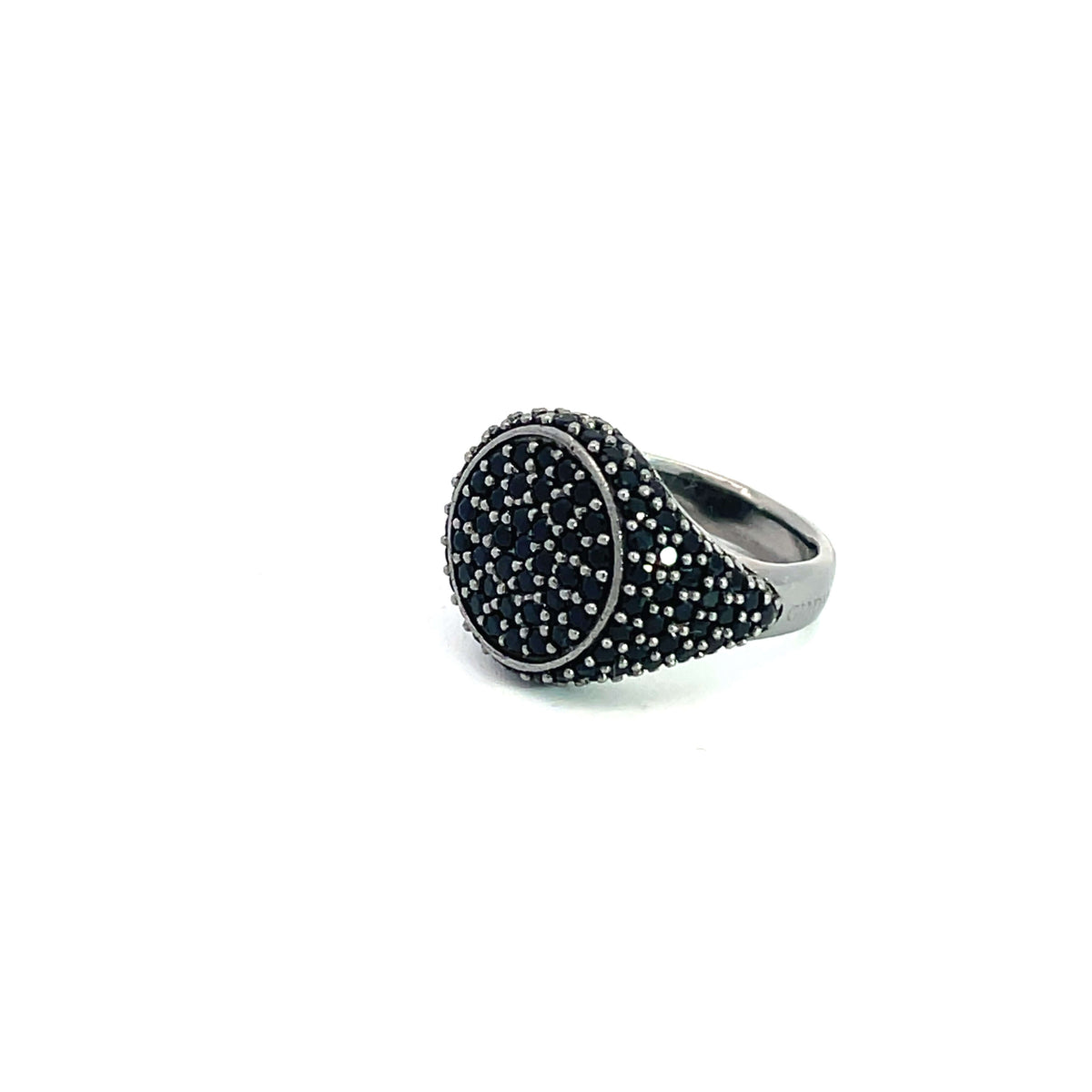Side view of black rhodium plated pavé pinky ring with black zirconias — GRACE BLACK by Giadan for Le.Paul Jewelgarden