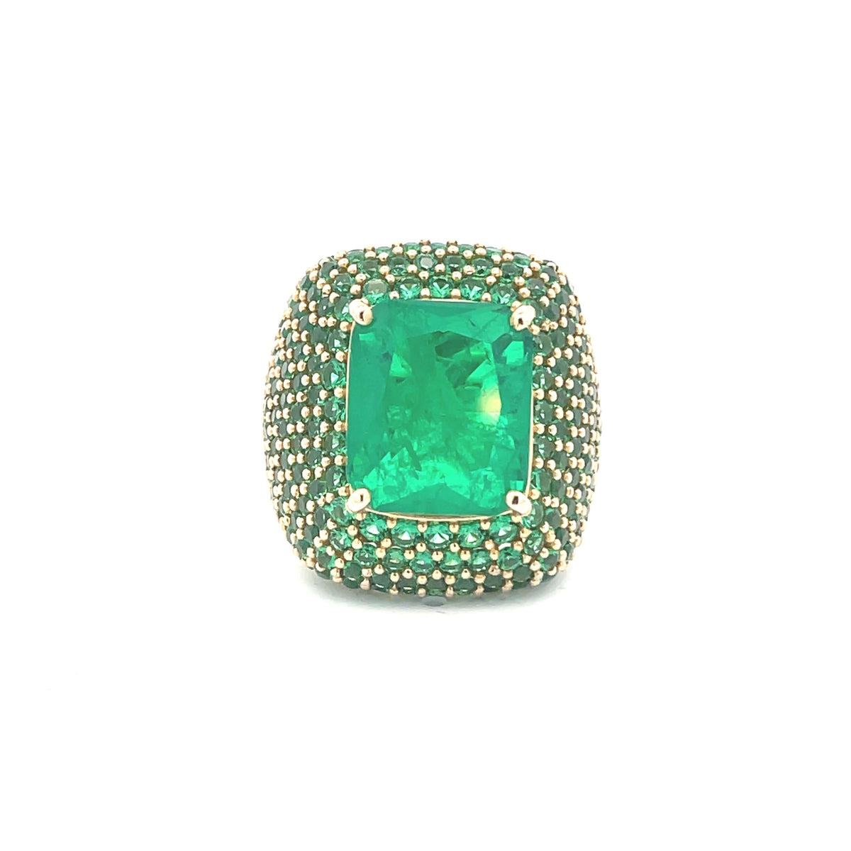 WILLOW emerald-green cocktail ring top view showing center stone and yellow gold-plated setting. Giadan for Le.Paul Jewelgarden.